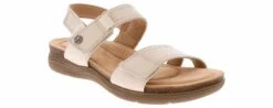 Clarks April Clover Women’s Comfort Sandal