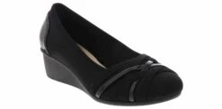 Cliffs By White Mountain Bowie Women’s Wide-Width Wedge Heel