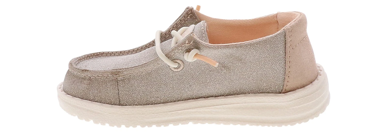 HEYDUDE Wendy Metallic Sparkle Girls’ (7-10) Casual Shoe 4 HEYDUDE Wendy Metallic Sparkle Girls’ (7-10) Casual Shoe - Image 4