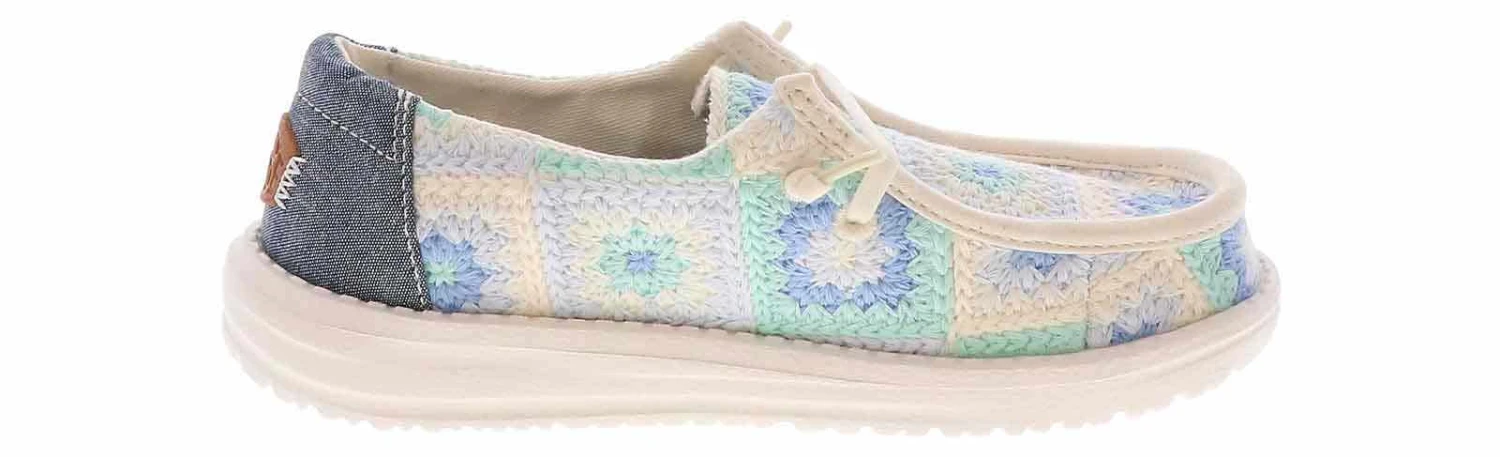 HEYDUDE Wendy Cottage Crotchet Youth Girls’ (11-3) Casual Shoe 4 HEYDUDE Wendy Cottage Crotchet Youth Girls’ (11-3) Casual Shoe - Image 4