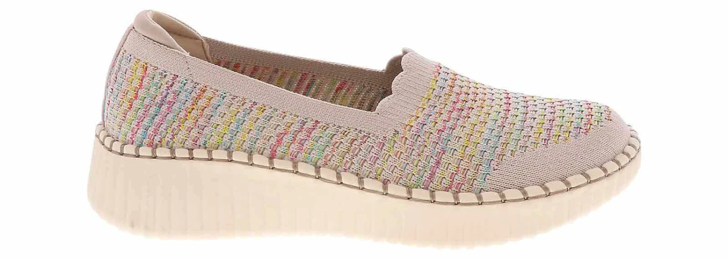 Skechers Wilshire Blvd Women's Casual Shoe 2 Skechers Wilshire Blvd Women's Casual Shoe - Image 2