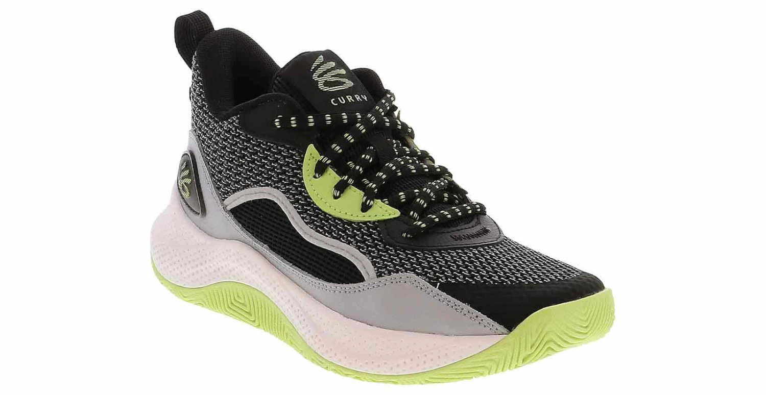 Under Armour Curry 3Z 24 Junior Boys’ (4-7) Basketball Shoe 1 Under Armour Curry 3Z 24 Junior Boys’ (4-7) Basketball Shoe